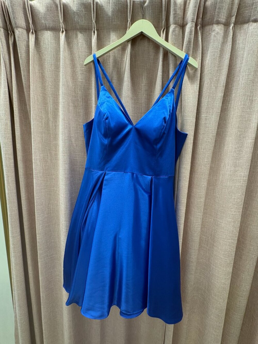 Sydney's Closet Party Royal Blue: Size 16